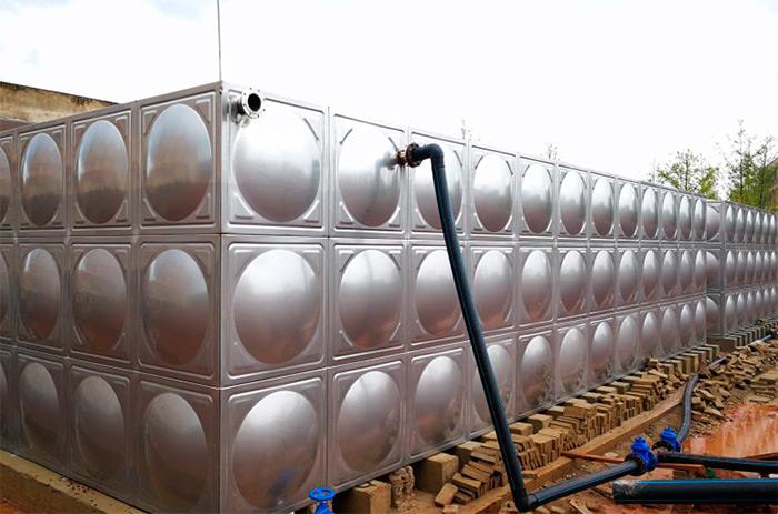 食品级不锈钢水箱定做 ibc集装桶多少钱 四川康宏包装容器有限公司