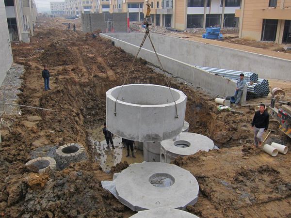 陕西雨水收集池厂家_西安混凝土制品批发价格-西安鸿泰环保工程有限公司