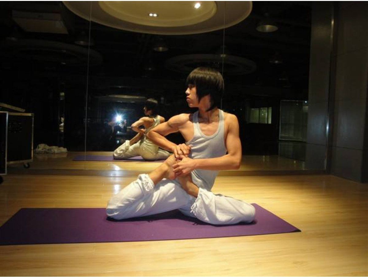 正宗轮瑜伽私教_软木瑜伽轮相关-北京吉祥梅朵文化发展有限责任公司