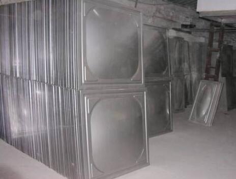 5t的不锈钢保温水箱多少钱_其他不锈钢型材相关-昆明华宏机电设备有限公司不锈钢水箱