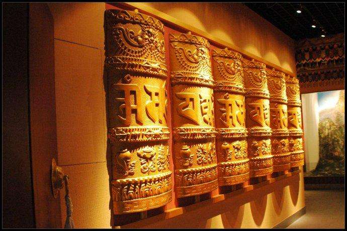 传统藏文化扬弃_参观礼品、工艺品、饰品发展-西藏博源建筑工程有限公司