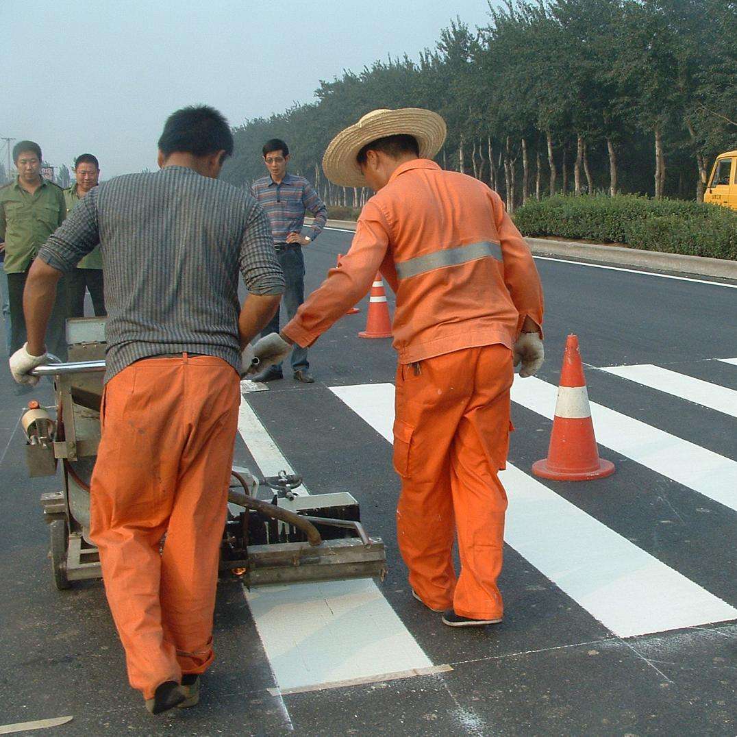 常用交通标识标牌_高速路交通安全标志加工-北京万路达交通设施工程有限公司