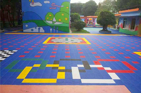 幼儿园悬浮拼装地板设计_悬浮运动地板相关-成都亿果体育用品有限公司一